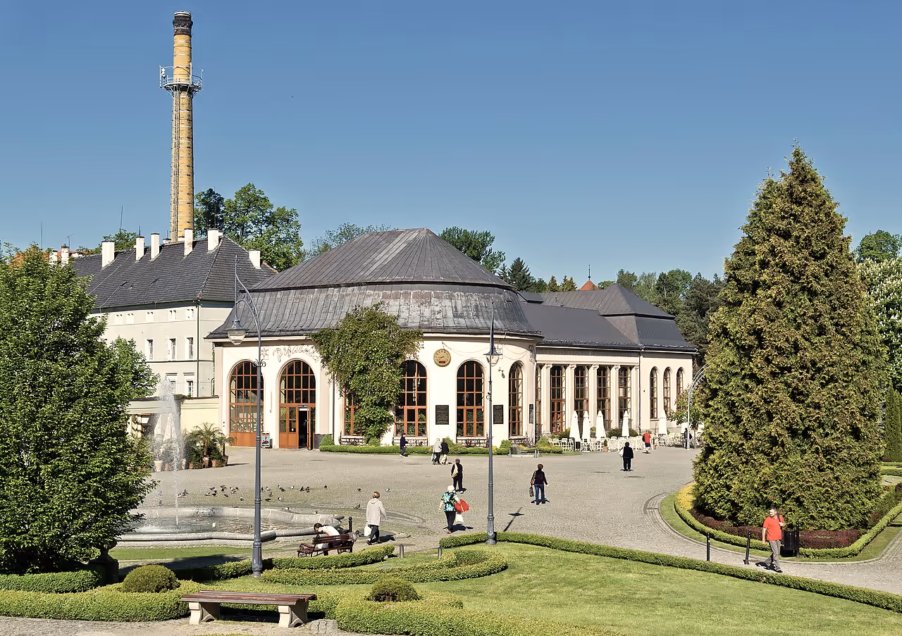Lázeňský dům v Kudowě-Zdroji, kde je aquapark Wodny Świat